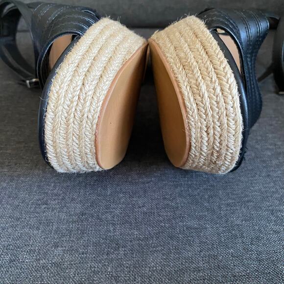 Torrid black strap, platform, heel wedge size 9.5W - Picture 7 of 9